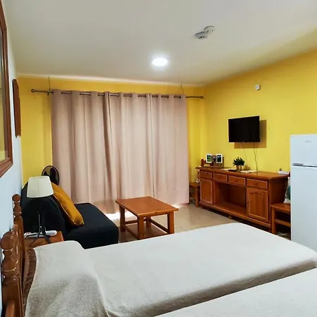 Encantador Estudio Con Terraza Privada Y Espectaculares Vistas Al Mar En Costa Del Silencio, Cerca De Cristianos Lejlighed