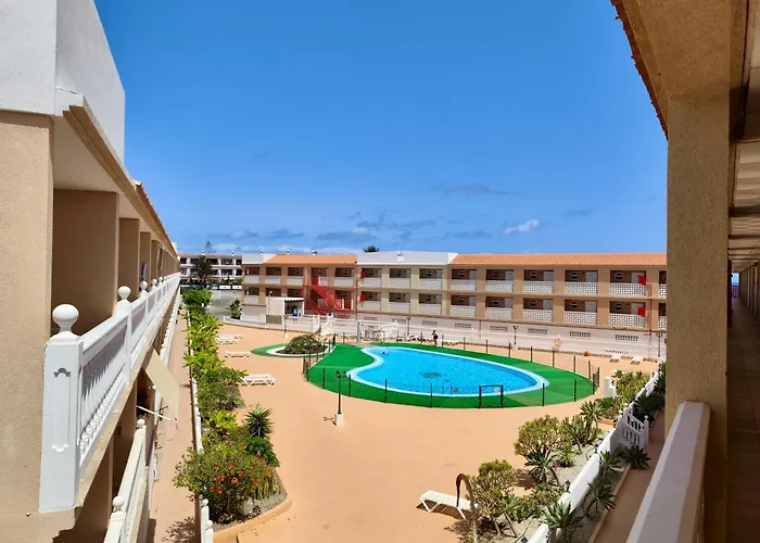 Encantador Estudio Con Terraza Privada Y Espectaculares Vistas Al Mar En Costa Del Silencio, Cerca De Cristianos アパート コスタ・デル・シレンチオ